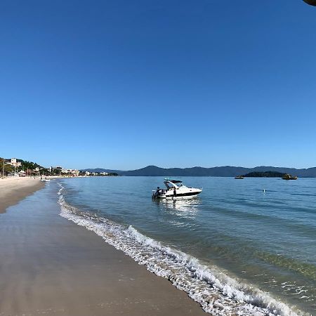 Lindo Apto, 50Metros Do Mar, Ideal Para Familias Florianópolis Екстериор снимка